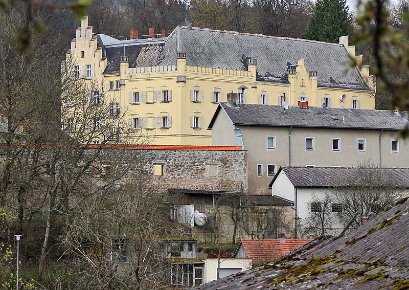Schloss Karlstein