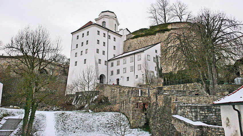 Bastion Katz