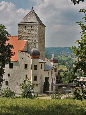 vorderer Burgbereich (zum Vergrößern Anklicken!)