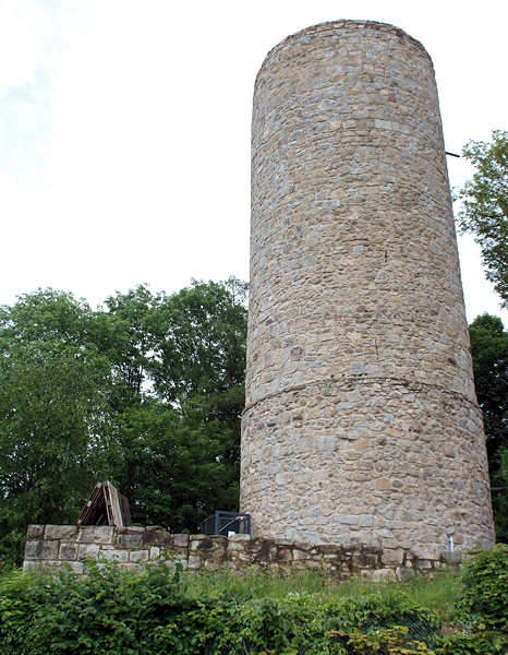 Bergfried Zugangsseite