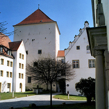 Wohnturm (zum Vergrößern anklicken)