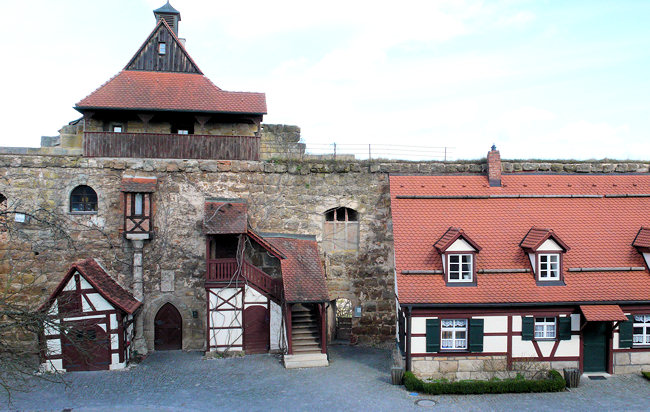 Innenseite mit Kapellenerker